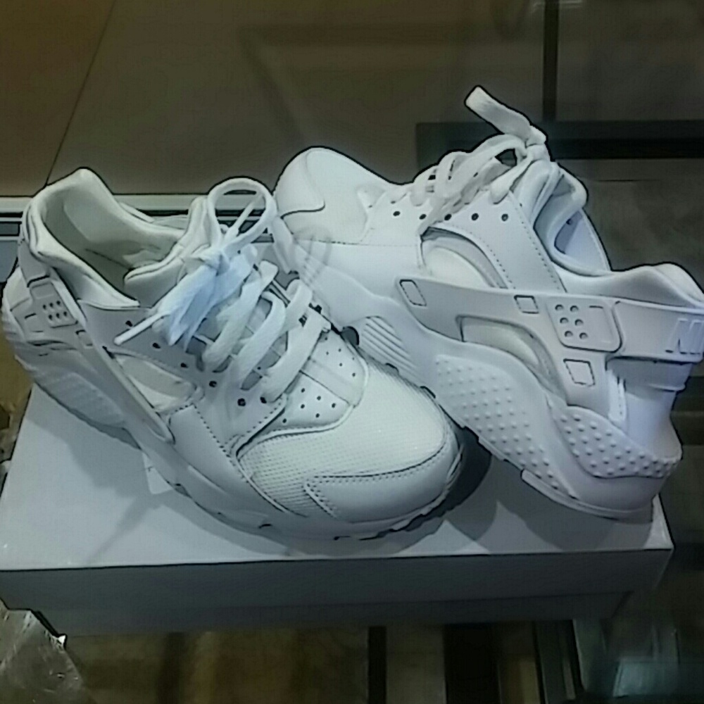Boys sneakers